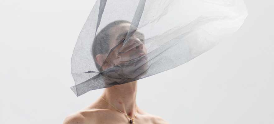 Apertura del proceso creativo de la pieza ‘Body on paper’ de Manuel Rodríguez